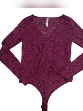 Intimately Free People Burgundy Sneaky Surplice Bodysuit Wrap Top Size Medium